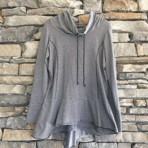 SOLD - lur Active Top